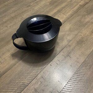 XXL SOLD Tupperware Micro Pitcher Microwaveable 1qt 1L Measuring Cup Blue